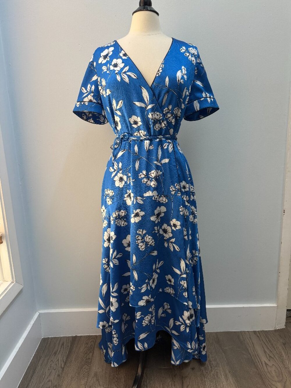 White House Black Market Blue Floral Faux Wrap Maxi Dress Size 12